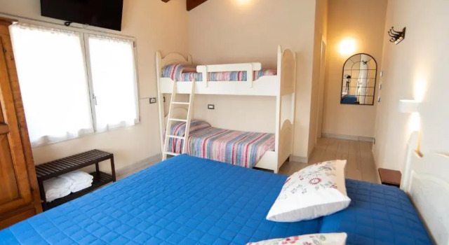 Четырёхместный номер Standard B&B La Torretta