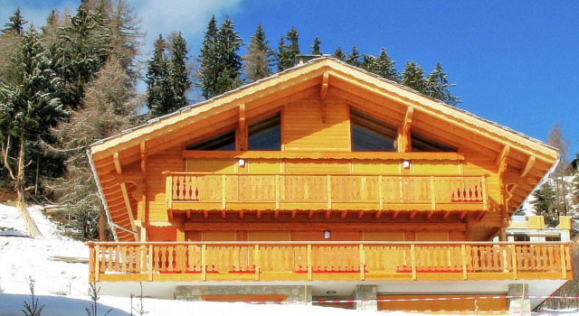 Luxury Panoramic Chalet in Thon-Les Collons with Sauna, Varaa Mökki Mökit kohteessa Valais, Mökki