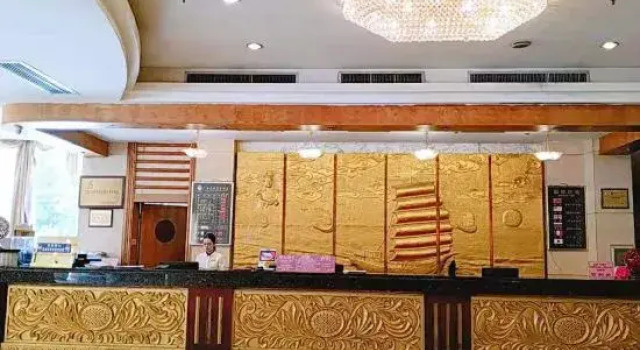 Guangxi Tianfei Business Hotel, Varaa Hotelli Hotellit Guangxi pysäköinnillä, Pysäköinti