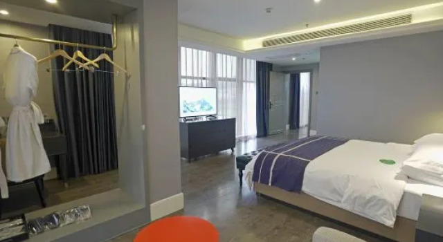 Люкс QIANMEI Hotel