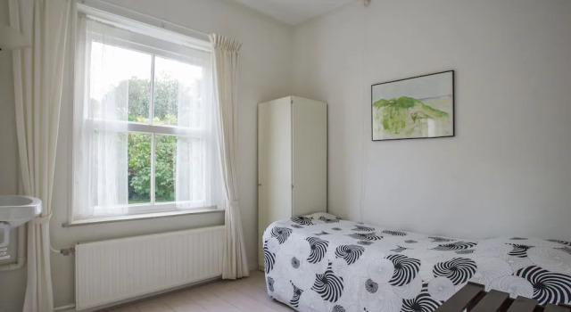 Welcoming Chalet near Sea in Renesse, Book Chalet Renesse 