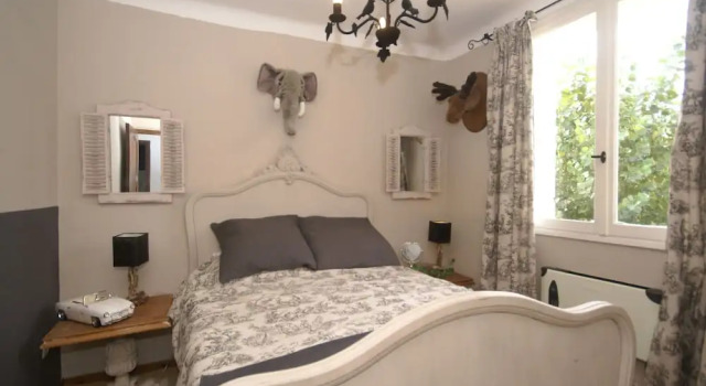 Plush Villa in Villecroze With Private Swimming Pool, Забронировать Вилла Виллы Овернь-Рона-Альпы, Вилла