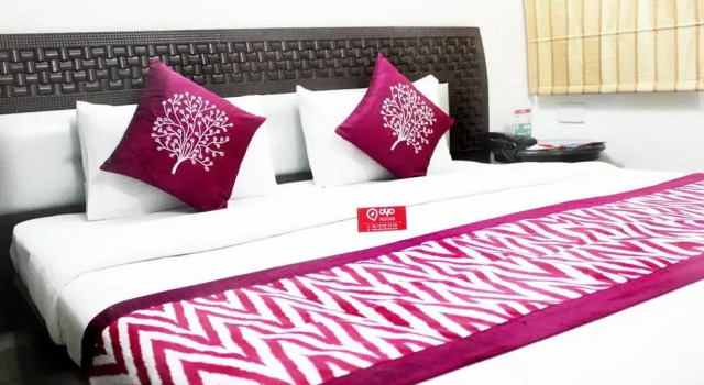 Oyo Rooms Nehru Place Extension, Забронировать Отель Отели Нью-Дели с завтраком, Завтраки