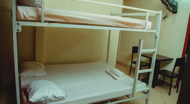Standardní Čtyřlůžkový Rodinný pokoj a výhledem na město Salama Hotel