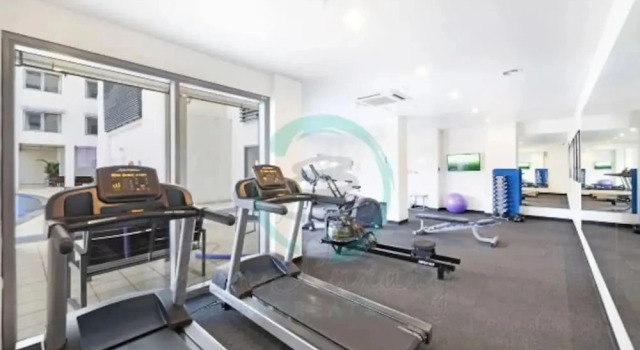 Коттедж Sunny Shores Sea Front City Views Gym Pool