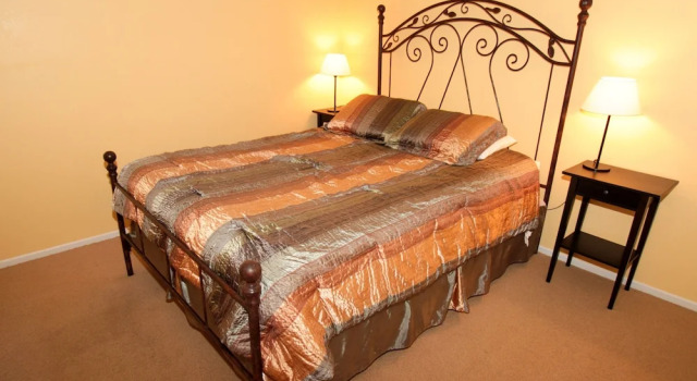 Mammoth Ski & Racquet Club #80 2 Bedrooms 2.5 Bathrooms Condo