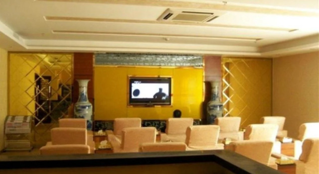 Shun An Hotel, Boek Hotel Hotels in Guangdong met parkeren, Parkeren