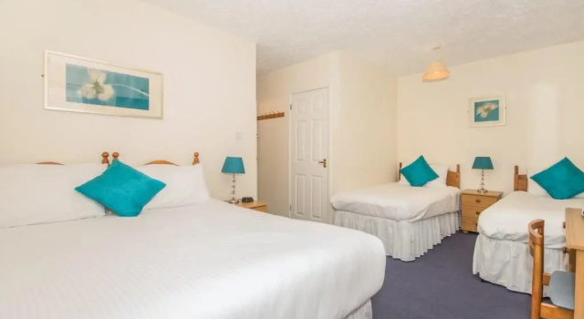 Четырёхместный номер Standard Green Haven Guest House