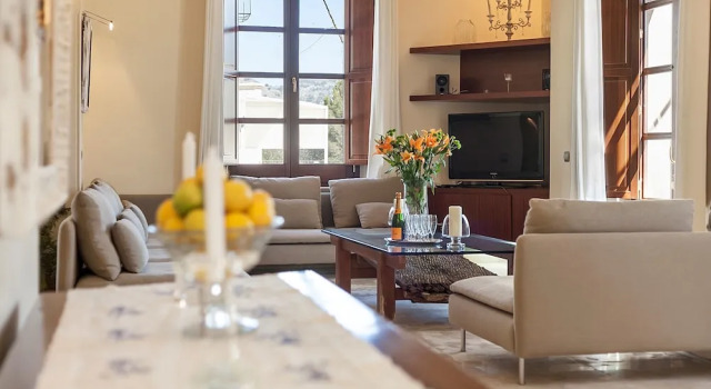 Majestic Holiday Estate sleep 12 pers in Calvia, Rezerwuj Hotel Calvia Majorka