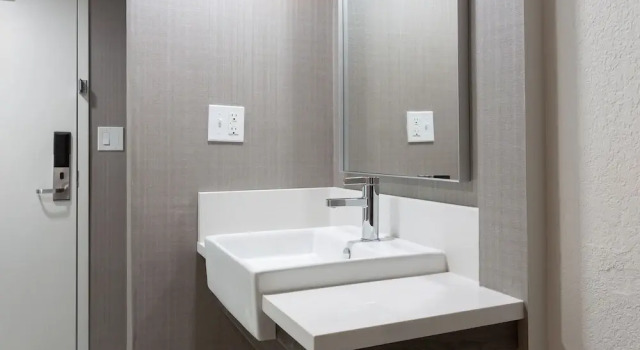Двухместный номер Standard с балконом и с красивым видом из окна Captains Quarters Resort
