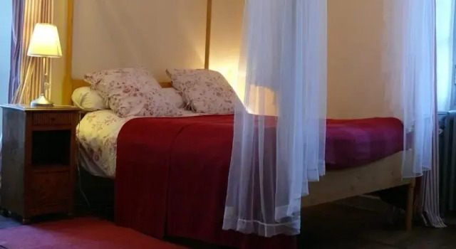 Le Grand Logis, Varaa Hotelli Parthenay Poitou-Charentes