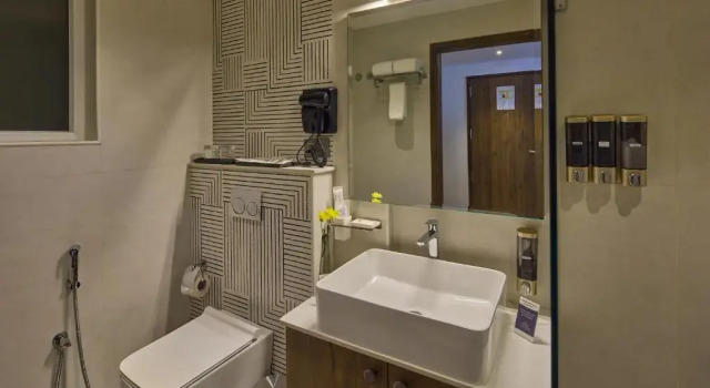 Номер Premium Grand Continent Hebbal A Sarovar Portico Affiliate Hotel