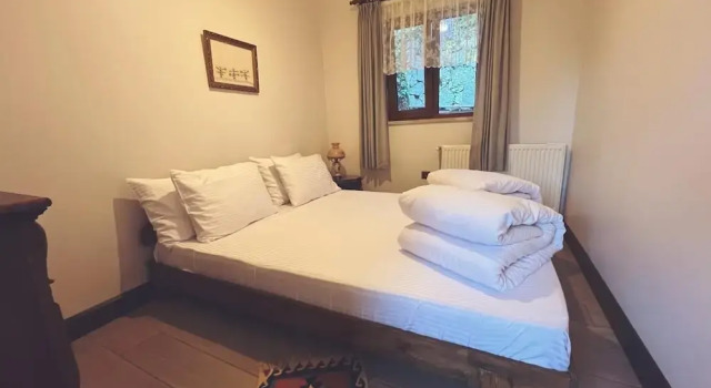 Guzide Sapanca Kosk&Villa, Varaa Hotelli Hotellit Marmara-alue pysäköinnillä, Pysäköinti