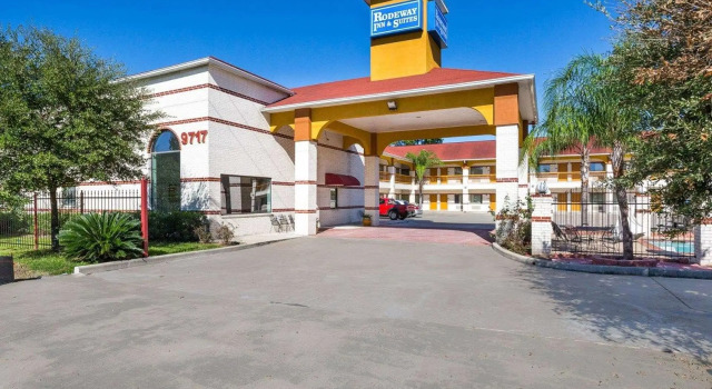 Кровать в общем номере Rodeway Inn & Suites Humble IAH