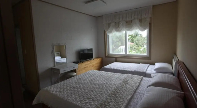 Good Day Pension, Забронировать Отель Отели Согвипхо 3 звезды, рядом с Saeyeongyo Bridge, 3*