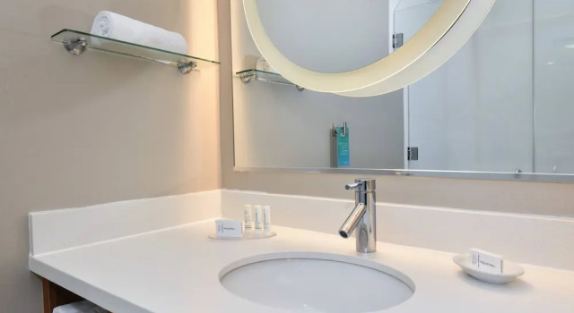 Четырёхместный люкс SpringHill Suites Columbia Downtown The Vista