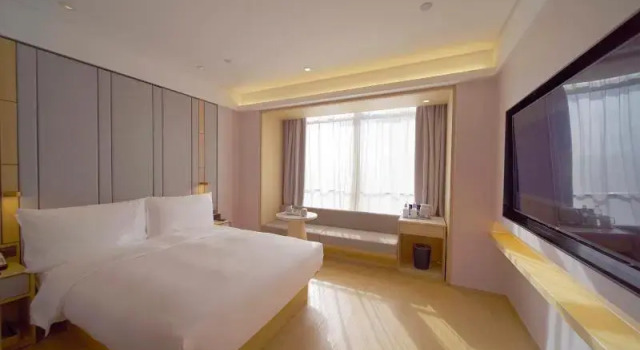 Номер Superior Ji Hotel (Renmin University Of China Metro Station