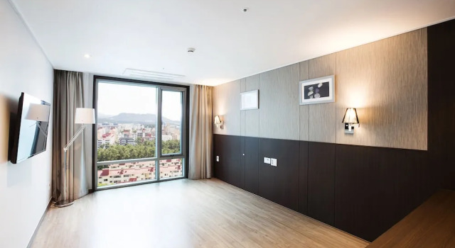 Номер Standard Ramada by Wyndham Jeju City Hall