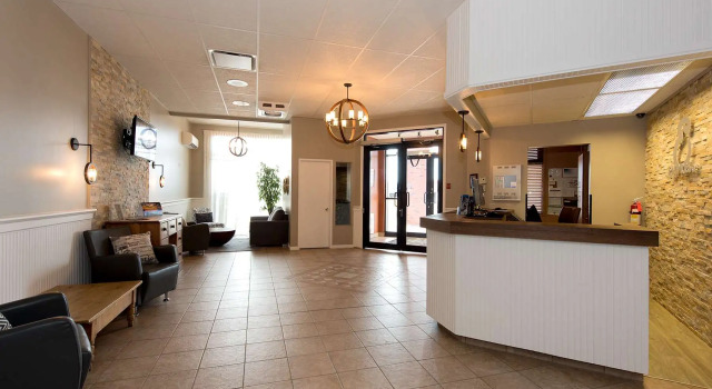 Hotel L'empress, Varaa Hotelli Rimouski Bas-Saint-Laurent
