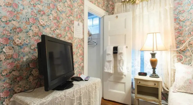 Двухместный номер Standard The Coolidge Corner Guest House: A Brookline Bed and Breakfast