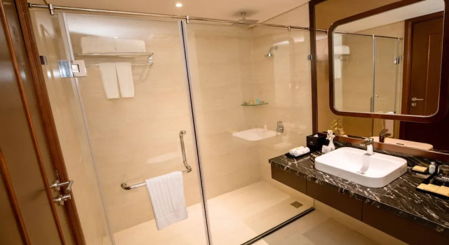 Номер Deluxe Nam Cuong Nam Dinh Hotel