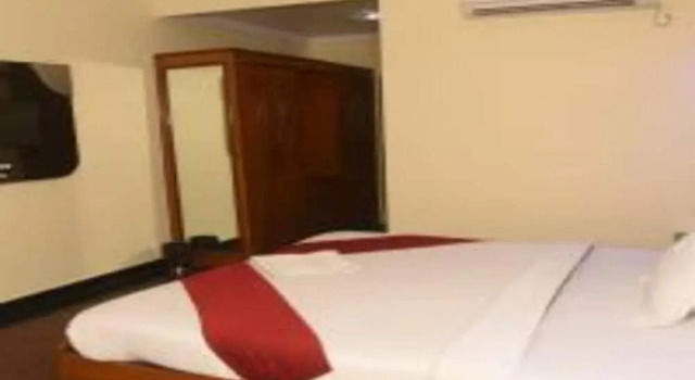 Люкс Royal Hotel Rajhans International