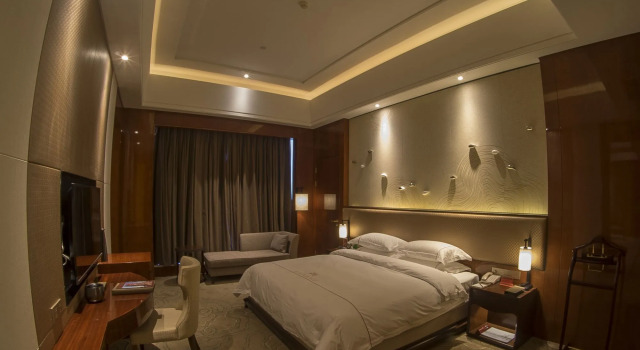 Yangzhou Changqing International Hotel, Book Hotel Hotels in Yangzhou with a Pool, Swimming Pool