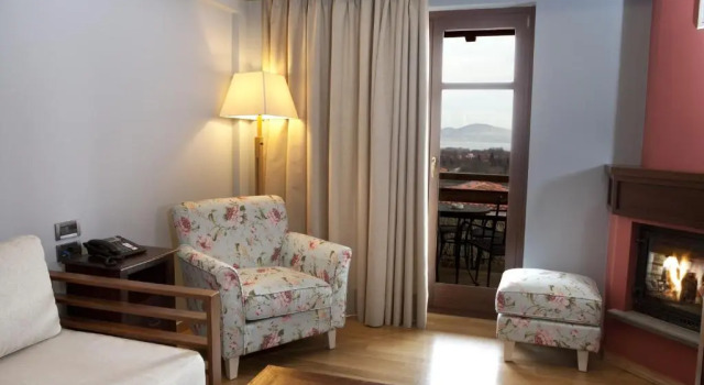 Kazarma Hotel, Book Resort  