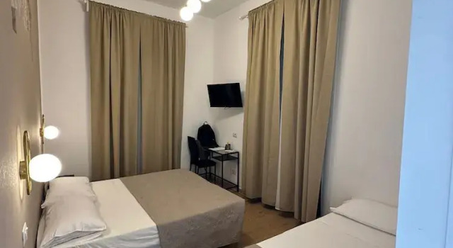 Трёхместный номер Standard Hotel Lodi