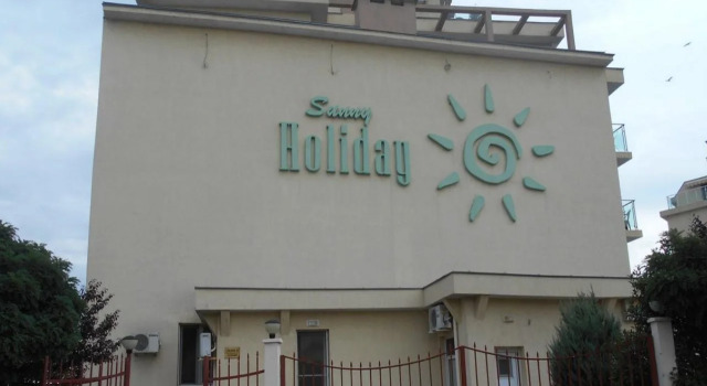 Sunny Holiday Apartments