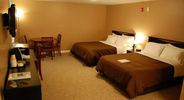 Abbot Trailside Lodging, Забронировать Мини-отель Гринвилл штат Мэн