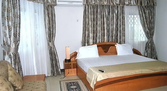 Номер Executive Acacia Lodge, North Legon