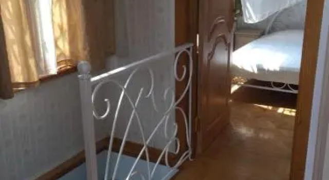 Geo Guest House, Rezerwuj Pensjonat Hotele w Imereti z parkingiem, Parking