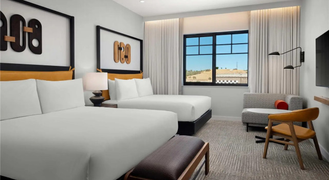 Четырёхместный номер Standard The Ava Hotel Paso Robles, Curio Collection By Hilton