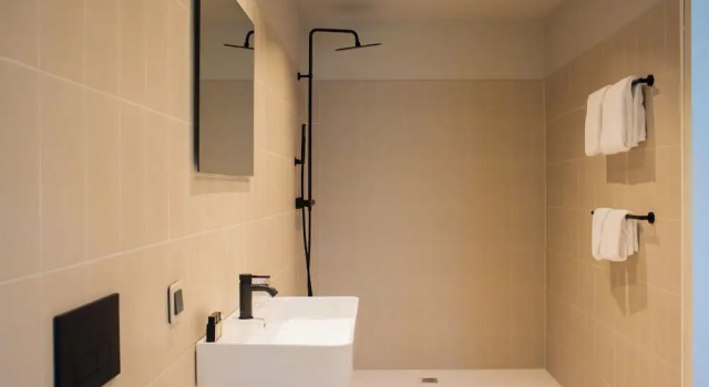 Полулюкс Boutique Hotel Kint