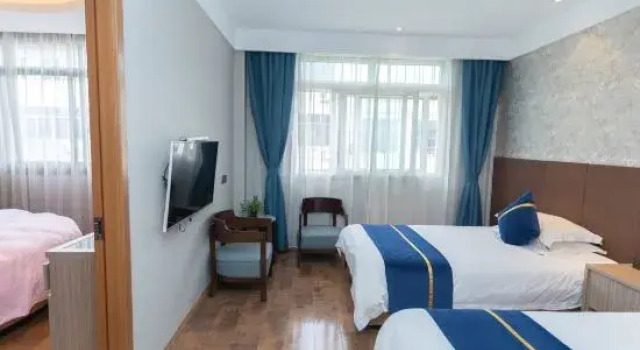 Люкс Deluxe Star Hotel (Lishui High-speed Railway Station)