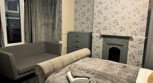 Derby House - Perfect for Contractors/groups, Book Feriehus Villaer i Derby, Villa