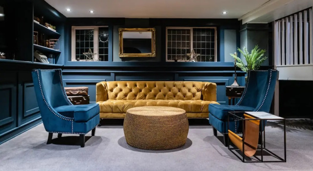 The Bridge, Book Guesthouse Macclesfield Cheshire