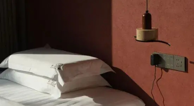 Семейный люкс с 2 комнатами Floral Lux Hotel · fan Dust Home New Song Dynasty Luxury and Hidden Designer Guesthouse