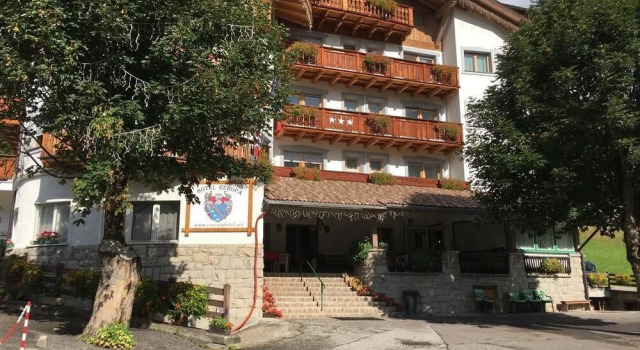 Hotel Europa, Забронировать Отель Поцца-ди-Фасса Долина Валь-ди-Фасса