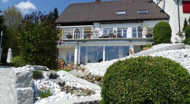 Апартаменты c 1 комнатой с видом на горы Apartment am Schlossberg