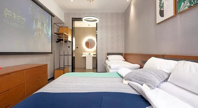 Трёхместный семейный номер Standard с видом на сад Shanghai Moju Hotel