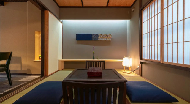 Ainotsuji Machiya House, Забронировать Отель Отели Канандзава 4 звезды, рядом с Kazuemachi Tea House Street, 4*