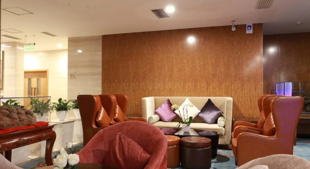 北京骏马国际酒店, Book Hotel Hoteller i Beijing Province med parkering, Parkering