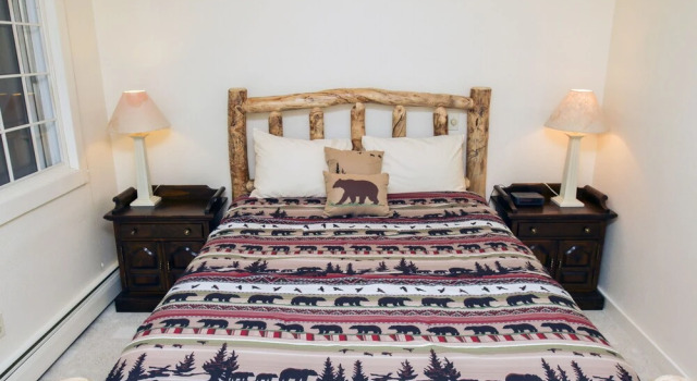 Fawn Valley Inn: 228, Забронировать Отель Отели Эстес-Парк с парковкой, Парковка