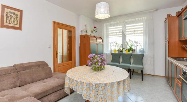 Medziotoju Apartment in Old City, Забронировать Апартаменты/квартира Отели Паланги с парковкой, рядом с Eglė the Queen of Serpents, Парковка