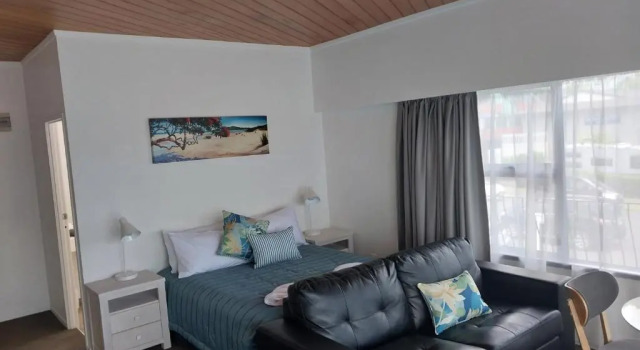 Студия Bayview Motel