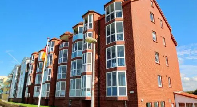 Ferienwohnung 8 im Haus Horizont, Забронировать Отель Отели Заленбург с бассейном, Бассейн