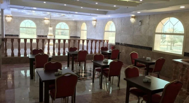 La Fontaine Reval Hotel, Забронировать Отель Янбу Эль-Мадина, рядом с Yanbu Night Market