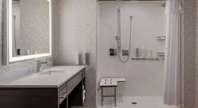 Двухместный люкс с 2 комнатами Home2 Suites By Hilton Ankeny